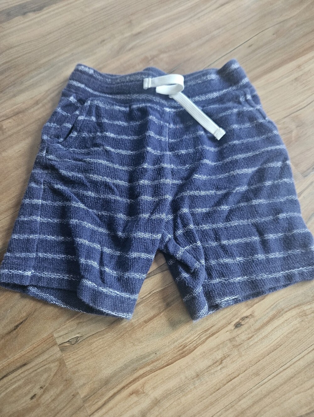 Old Navy Blue Striped Knit Drawstring Shorts 2t